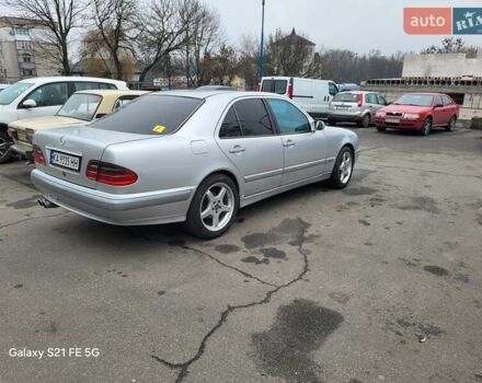 Сірий Мерседес Е-Клас, об'ємом двигуна 3.2 л та пробігом 250 тис. км за 3500 $, фото 2 на Automoto.ua