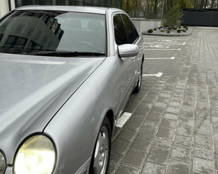 Серый Мерседес Е-Класс, объемом двигателя 2.69 л и пробегом 353 тыс. км за 3750 $, фото 13 на Automoto.ua