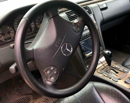 Сірий Мерседес Е-Клас, об'ємом двигуна 4.3 л та пробігом 200 тис. км за 3999 $, фото 4 на Automoto.ua