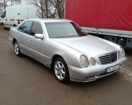 Серый Мерседес Е-Класс, объемом двигателя 2.7 л и пробегом 368 тыс. км за 3900 $, фото 14 на Automoto.ua