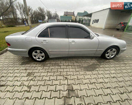 Сірий Мерседес Е-Клас, об'ємом двигуна 2.69 л та пробігом 338 тис. км за 5200 $, фото 5 на Automoto.ua