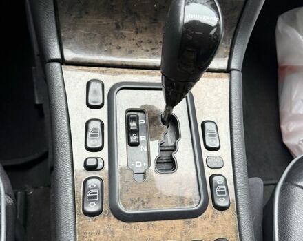 Серый Мерседес Е-Класс, объемом двигателя 3.2 л и пробегом 191 тыс. км за 8800 $, фото 5 на Automoto.ua