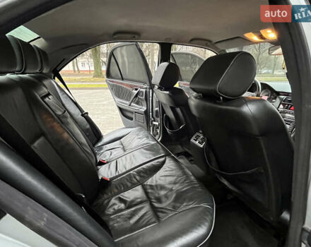 Серый Мерседес Е-Класс, объемом двигателя 2.69 л и пробегом 353 тыс. км за 3750 $, фото 32 на Automoto.ua