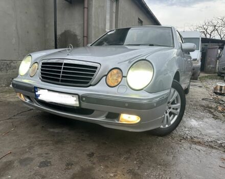 Серый Мерседес Е-Класс, объемом двигателя 2.8 л и пробегом 450 тыс. км за 3600 $, фото 1 на Automoto.ua