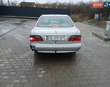 Серый Мерседес Е-Класс, объемом двигателя 2.69 л и пробегом 300 тыс. км за 2500 $, фото 6 на Automoto.ua