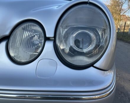 Сірий Мерседес Е-Клас, об'ємом двигуна 3.2 л та пробігом 363 тис. км за 6600 $, фото 15 на Automoto.ua