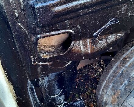 Серый Мерседес Е-Класс, объемом двигателя 3.2 л и пробегом 250 тыс. км за 3500 $, фото 3 на Automoto.ua