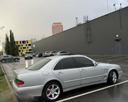 Серый Мерседес Е-Класс, объемом двигателя 4.3 л и пробегом 406 тыс. км за 4500 $, фото 3 на Automoto.ua