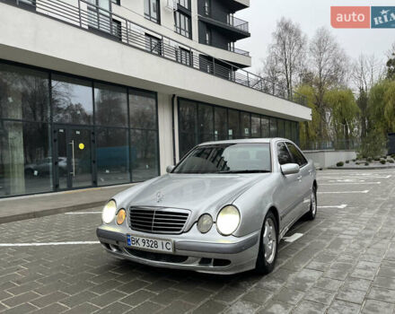 Серый Мерседес Е-Класс, объемом двигателя 2.69 л и пробегом 353 тыс. км за 3750 $, фото 9 на Automoto.ua