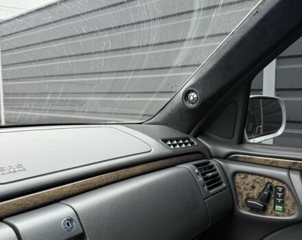 Серый Мерседес Е-Класс, объемом двигателя 3.2 л и пробегом 191 тыс. км за 8800 $, фото 6 на Automoto.ua