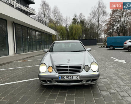 Серый Мерседес Е-Класс, объемом двигателя 2.69 л и пробегом 353 тыс. км за 3750 $, фото 7 на Automoto.ua