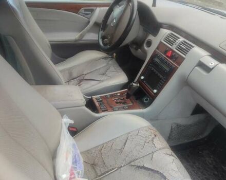 Серый Мерседес Е-Класс, объемом двигателя 2.69 л и пробегом 300 тыс. км за 2500 $, фото 8 на Automoto.ua