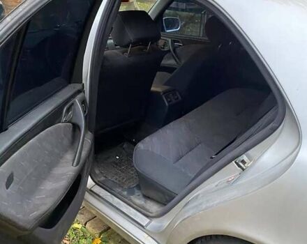 Мерседес Е-Класс 2001 в Шостке на Automoto.ua Серый Мерседес Е-Класс, объемом двигателя 4.3 л и пробегом 530 тыс. км за 4000 $, фото 6 на Automoto.ua