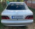 Сірий Мерседес Е-Клас, об'ємом двигуна 2 л та пробігом 337 тис. км за 3750 $, фото 1 на Automoto.ua