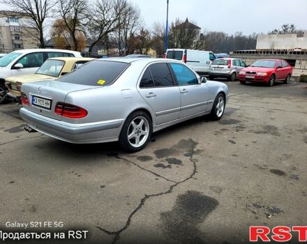 Серый Мерседес Е-Класс, объемом двигателя 3.2 л и пробегом 250 тыс. км за 3500 $, фото 1 на Automoto.ua