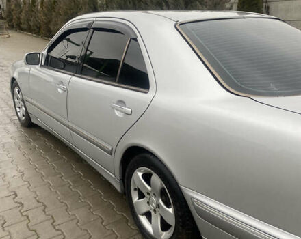 Сірий Мерседес Е-Клас, об'ємом двигуна 2.69 л та пробігом 338 тис. км за 5200 $, фото 8 на Automoto.ua