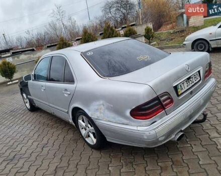 Сірий Мерседес Е-Клас, об'ємом двигуна 2.7 л та пробігом 367 тис. км за 2700 $, фото 23 на Automoto.ua