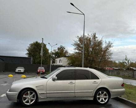 Серый Мерседес Е-Класс, объемом двигателя 4.3 л и пробегом 406 тыс. км за 4500 $, фото 2 на Automoto.ua