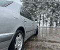 Серый Мерседес Е-Класс, объемом двигателя 2.7 л и пробегом 352 тыс. км за 3200 $, фото 1 на Automoto.ua