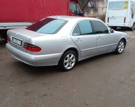 Серый Мерседес Е-Класс, объемом двигателя 2.7 л и пробегом 368 тыс. км за 3900 $, фото 16 на Automoto.ua