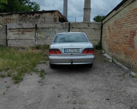 Сірий Мерседес Е-Клас, об'ємом двигуна 2.1 л та пробігом 278 тис. км за 5200 $, фото 17 на Automoto.ua