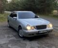 Серый Мерседес Е-Класс, объемом двигателя 2 л и пробегом 500 тыс. км за 3700 $, фото 1 на Automoto.ua