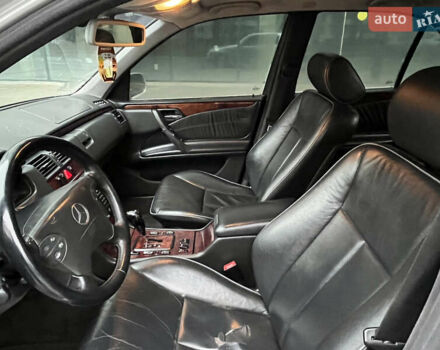 Серый Мерседес Е-Класс, объемом двигателя 2.69 л и пробегом 353 тыс. км за 3750 $, фото 23 на Automoto.ua