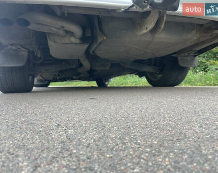 Мерседес Е-Класс 2001 в Сокале на Automoto.ua Серый Мерседес Е-Класс, объемом двигателя 2.7 л и пробегом 667 тыс. км за 5200 $, фото 12 на Automoto.ua