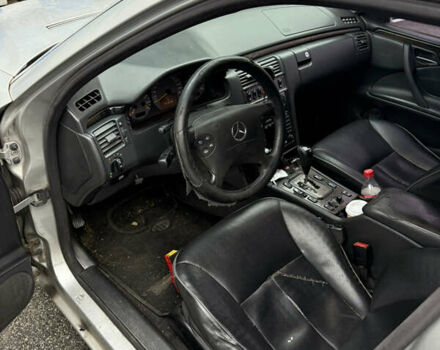 Сірий Мерседес Е-Клас, об'ємом двигуна 3.2 л та пробігом 700 тис. км за 3500 $, фото 9 на Automoto.ua