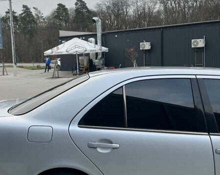 Серый Мерседес Е-Класс, объемом двигателя 3.2 л и пробегом 328 тыс. км за 6200 $, фото 11 на Automoto.ua