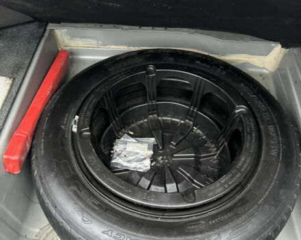 Серый Мерседес Е-Класс, объемом двигателя 3.2 л и пробегом 347 тыс. км за 4700 $, фото 15 на Automoto.ua