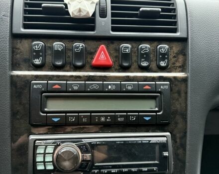 Серый Мерседес Е-Класс, объемом двигателя 3.2 л и пробегом 191 тыс. км за 8800 $, фото 3 на Automoto.ua