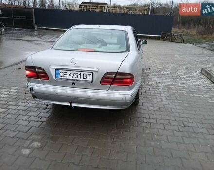 Серый Мерседес Е-Класс, объемом двигателя 2.69 л и пробегом 300 тыс. км за 2500 $, фото 3 на Automoto.ua