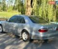 Сірий Мерседес Е-Клас, об'ємом двигуна 3.2 л та пробігом 365 тис. км за 3800 $, фото 12 на Automoto.ua