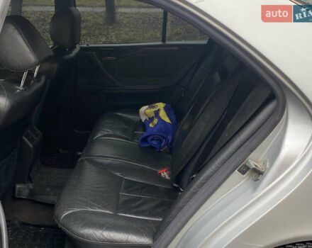 Серый Мерседес Е-Класс, объемом двигателя 3.2 л и пробегом 400 тыс. км за 2500 $, фото 12 на Automoto.ua