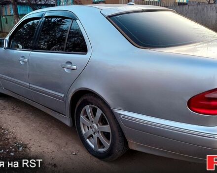 Сірий Мерседес Е-Клас, об'ємом двигуна 2.6 л та пробігом 318 тис. км за 2850 $, фото 7 на Automoto.ua