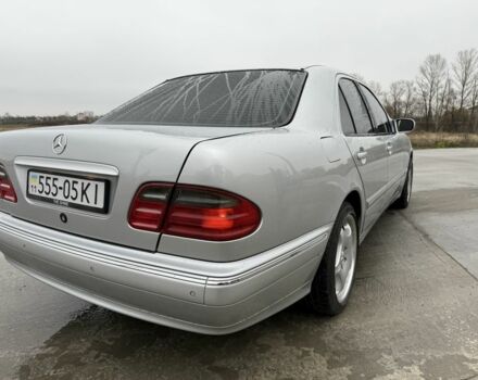 Серый Мерседес Е-Класс, объемом двигателя 3.2 л и пробегом 191 тыс. км за 8800 $, фото 1 на Automoto.ua