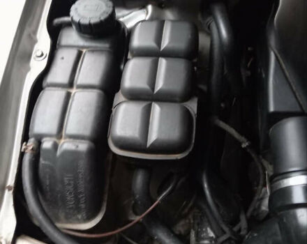 Сірий Мерседес Е-Клас, об'ємом двигуна 3.23 л та пробігом 300 тис. км за 3000 $, фото 19 на Automoto.ua