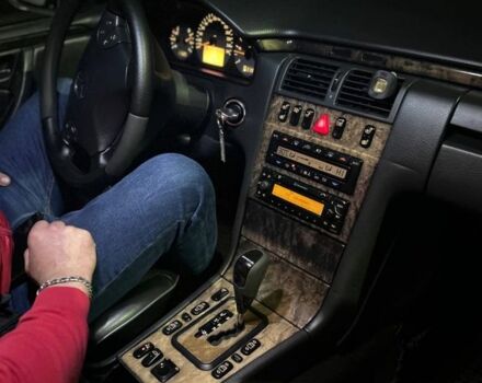 Сірий Мерседес Е-Клас, об'ємом двигуна 3.2 л та пробігом 363 тис. км за 6600 $, фото 6 на Automoto.ua