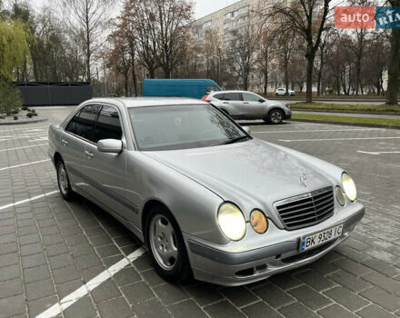 Серый Мерседес Е-Класс, объемом двигателя 2.69 л и пробегом 353 тыс. км за 3750 $, фото 3 на Automoto.ua