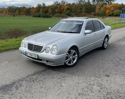 Мерседес Е-Класс 2001 в Сокале на Automoto.ua Серый Мерседес Е-Класс, объемом двигателя 2.7 л и пробегом 667 тыс. км за 5200 $, фото 1 на Automoto.ua