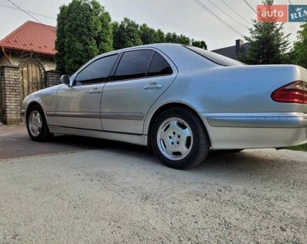 Сірий Мерседес Е-Клас, об'ємом двигуна 3.2 л та пробігом 340 тис. км за 5800 $, фото 8 на Automoto.ua