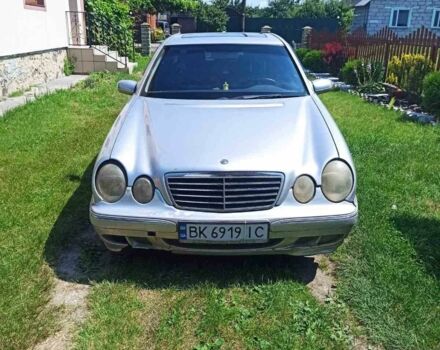 Серый Мерседес Е-Класс, объемом двигателя 2.7 л и пробегом 500 тыс. км за 4300 $, фото 3 на Automoto.ua