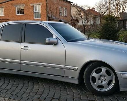 Сірий Мерседес Е-Клас, об'ємом двигуна 3.2 л та пробігом 368 тис. км за 5000 $, фото 12 на Automoto.ua