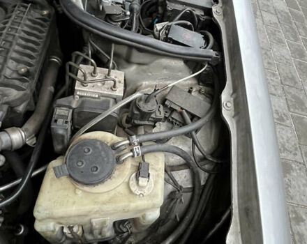 Серый Мерседес Е-Класс, объемом двигателя 2.69 л и пробегом 353 тыс. км за 3750 $, фото 36 на Automoto.ua