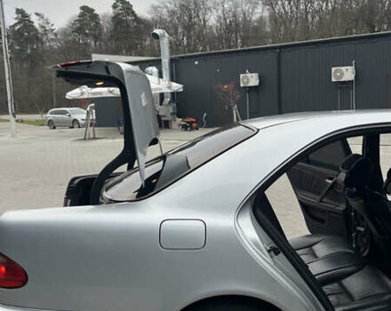 Серый Мерседес Е-Класс, объемом двигателя 3.2 л и пробегом 328 тыс. км за 6200 $, фото 43 на Automoto.ua