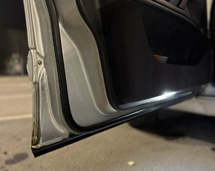 Серый Мерседес Е-Класс, объемом двигателя 3.2 л и пробегом 361 тыс. км за 5000 $, фото 18 на Automoto.ua