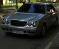 Серый Мерседес Е-Класс, объемом двигателя 2.8 л и пробегом 506 тыс. км за 3900 $, фото 1 на Automoto.ua