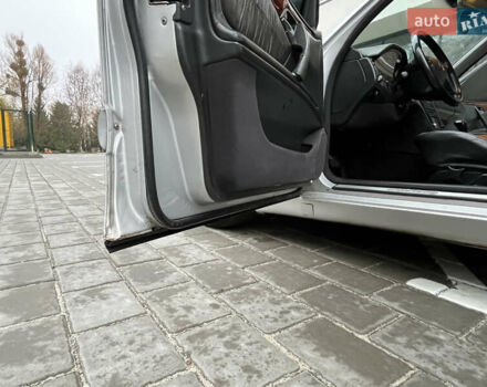 Серый Мерседес Е-Класс, объемом двигателя 2.69 л и пробегом 353 тыс. км за 3750 $, фото 39 на Automoto.ua