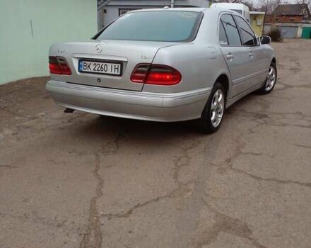 Серый Мерседес Е-Класс, объемом двигателя 2.7 л и пробегом 368 тыс. км за 3900 $, фото 15 на Automoto.ua